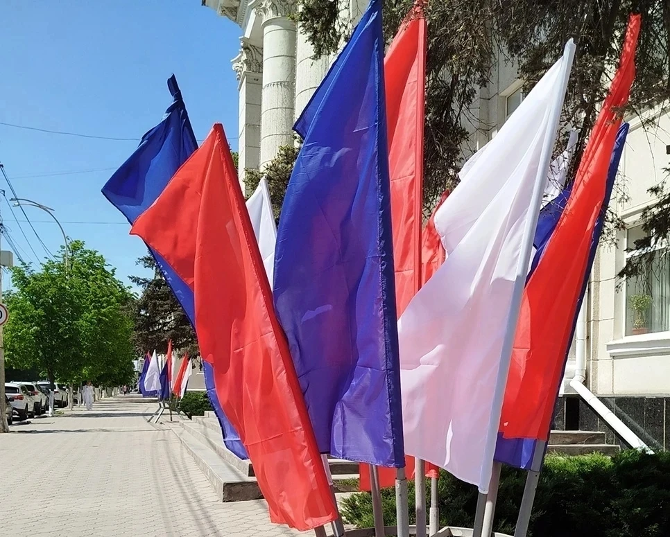 До конца голосования за объекты комфортной городской среды остается 2 дня!
🌞🌳Наступило лето, а зна