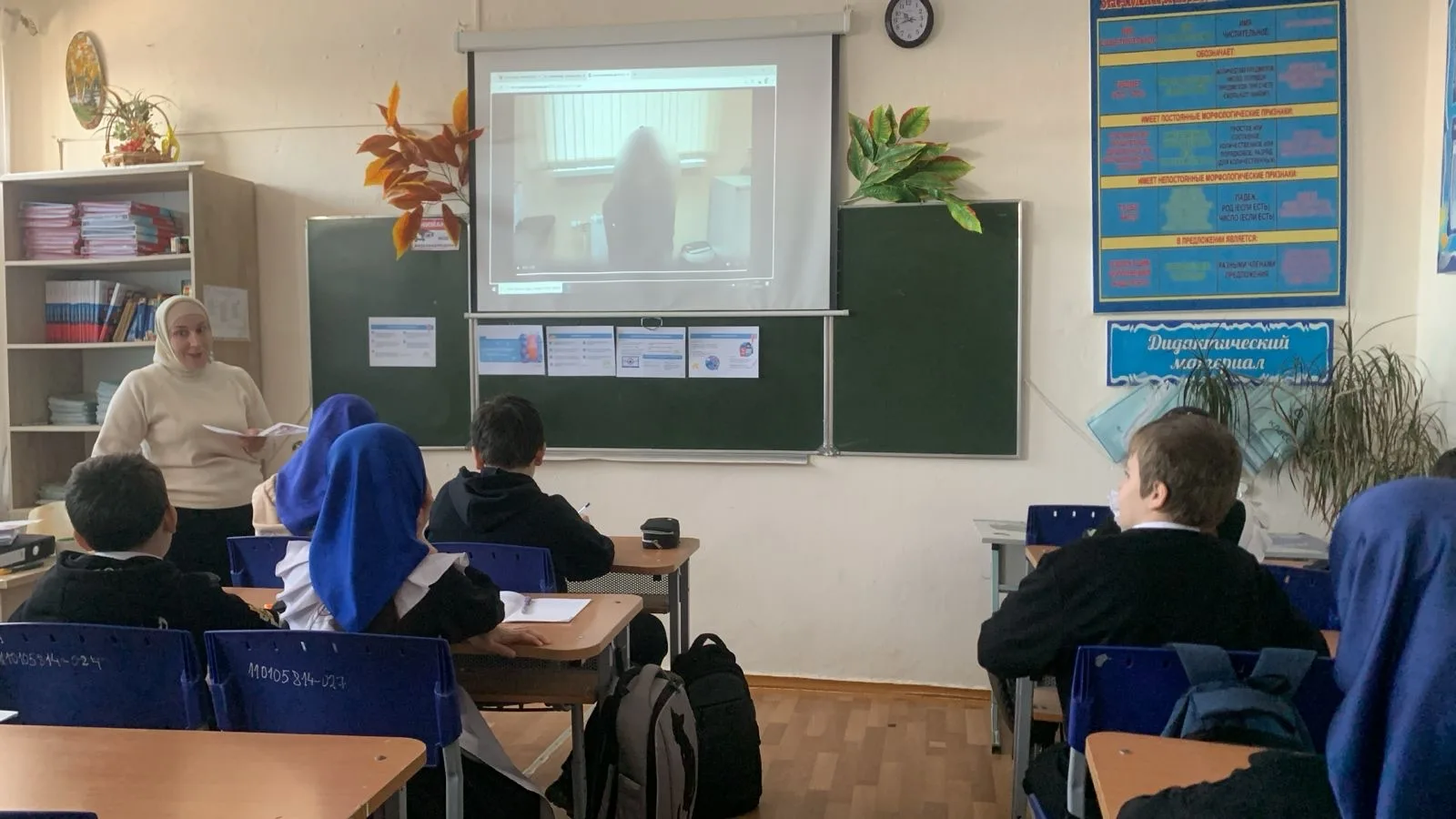 В рамках профилактики идеологии экстремизма и терроризма в образовательном центре состоялся просмотр