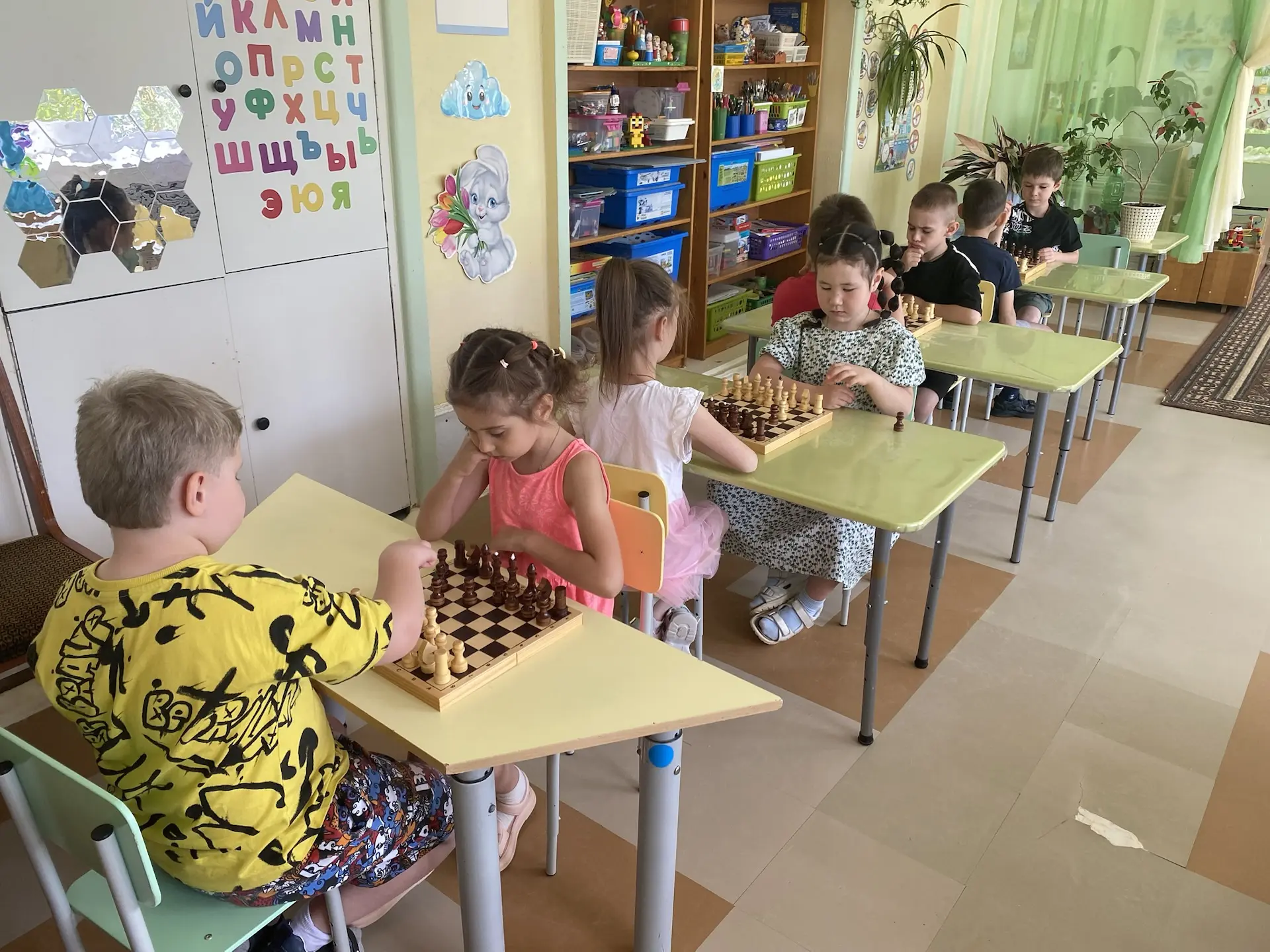 🏆♟️
В нашем детском саду состоялся удивительный шахматный турнир, который собрал маленьких стратего