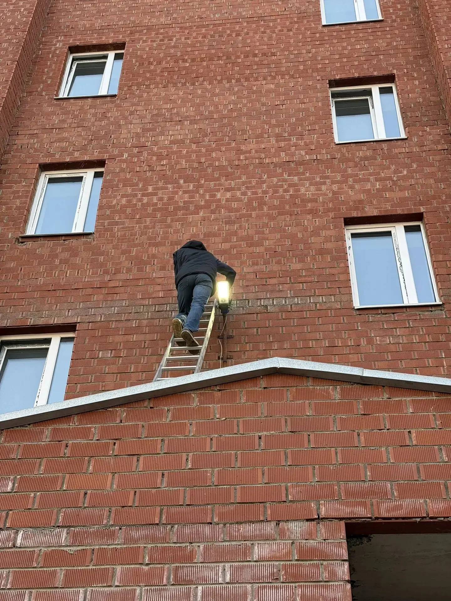 💪 Когда работа буквально на высоте!