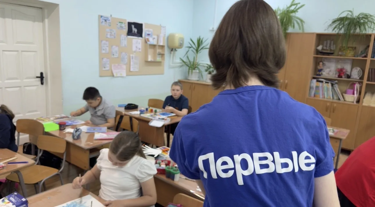 Сегодня активисты первичного отделения движения «Первых» провели для «Орлят» мастер‑класс по создани