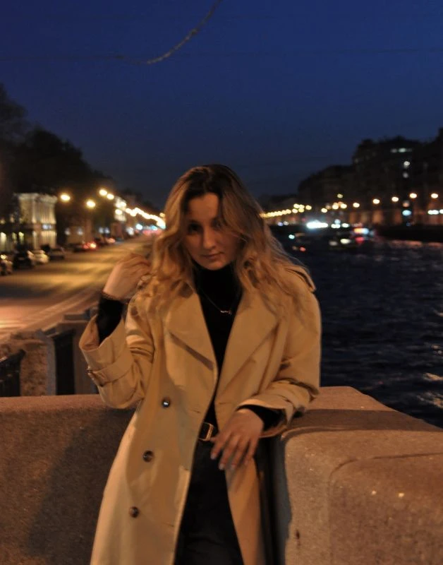 👩 София , 22