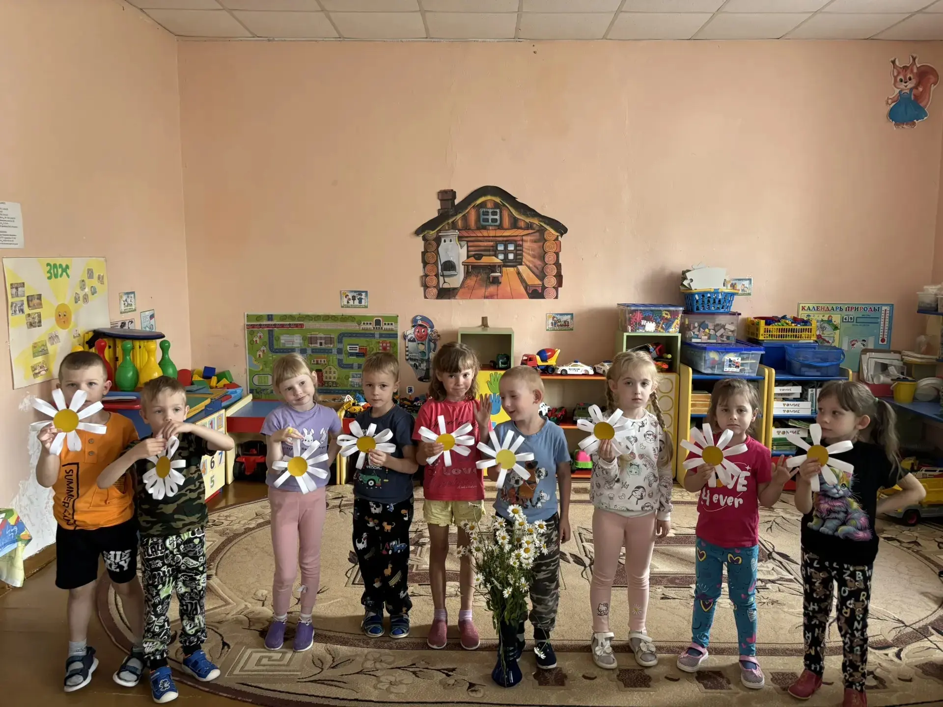 В Центре развития ребёнка - детском саду №4 прошёл День ромашки — один из самых светлых и добрых пра