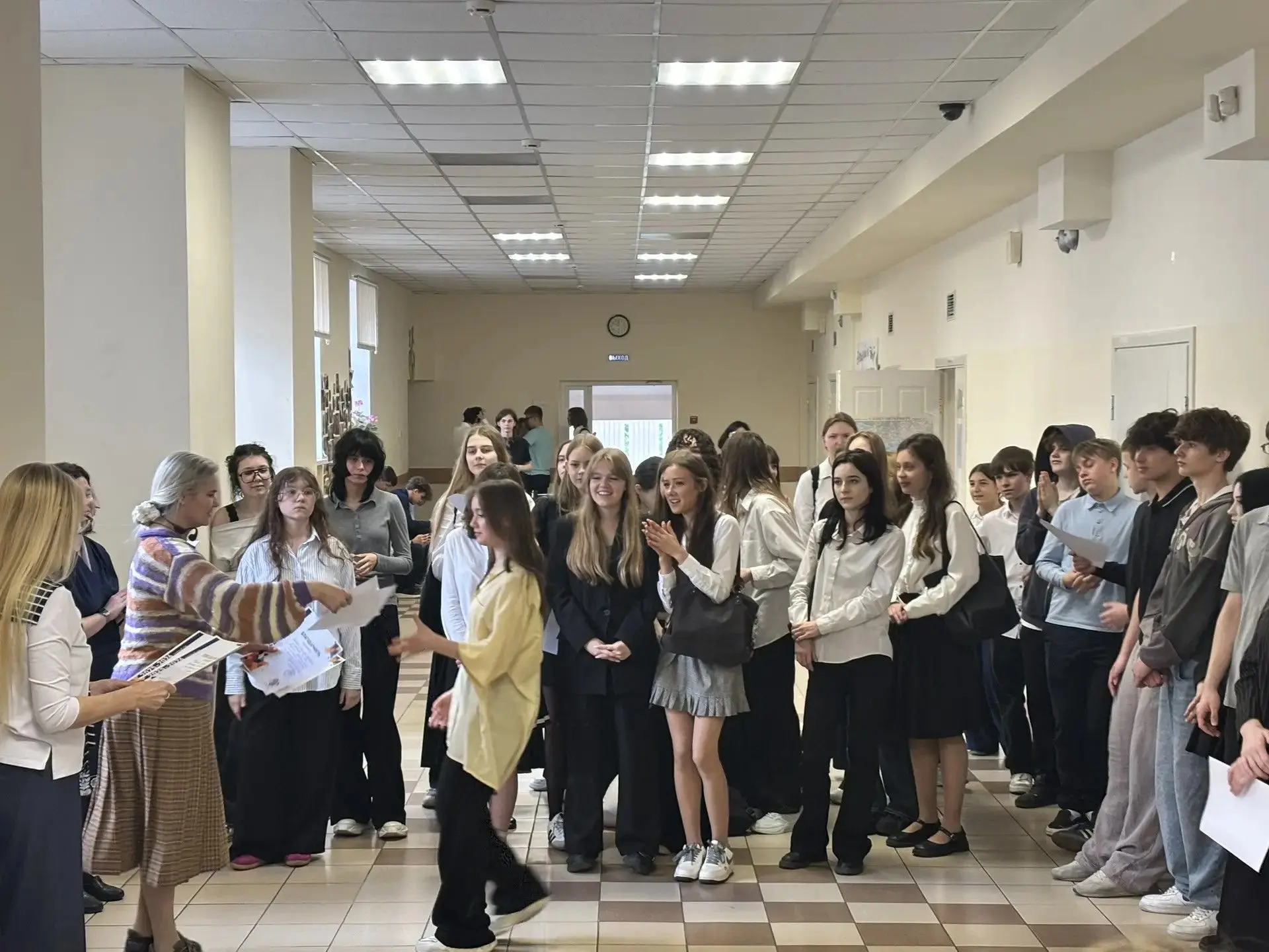 22 мая 2026 года по традиции были проведены торжественные линейки среди 6-7 классов и 8, 10 классов.