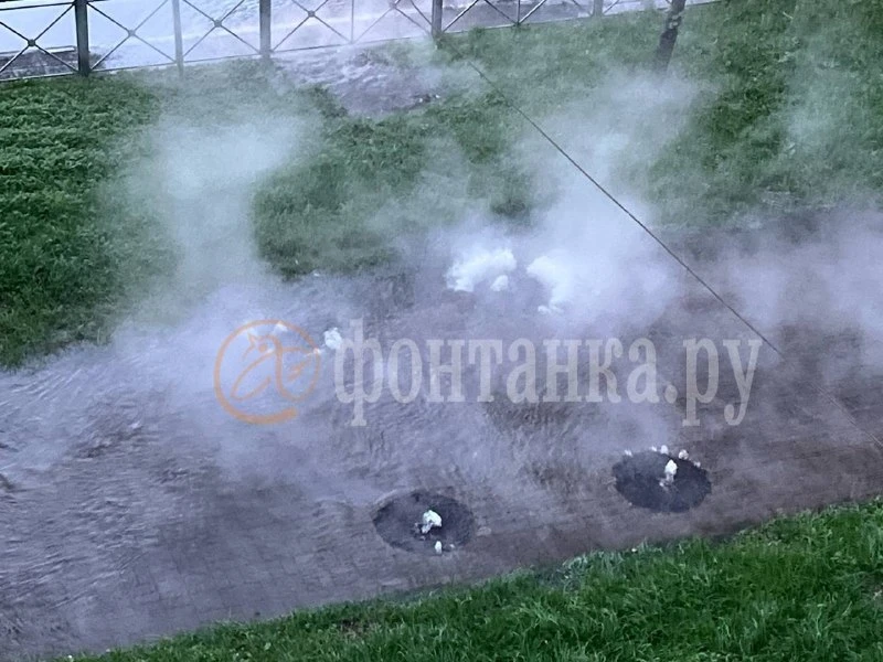 На Благодатной улице внезапно забил гейзер воды 💦

〰〰〰〰〰〰〰〰〰〰〰Подпишись
‎⛵️ Душевный причал ⛵
