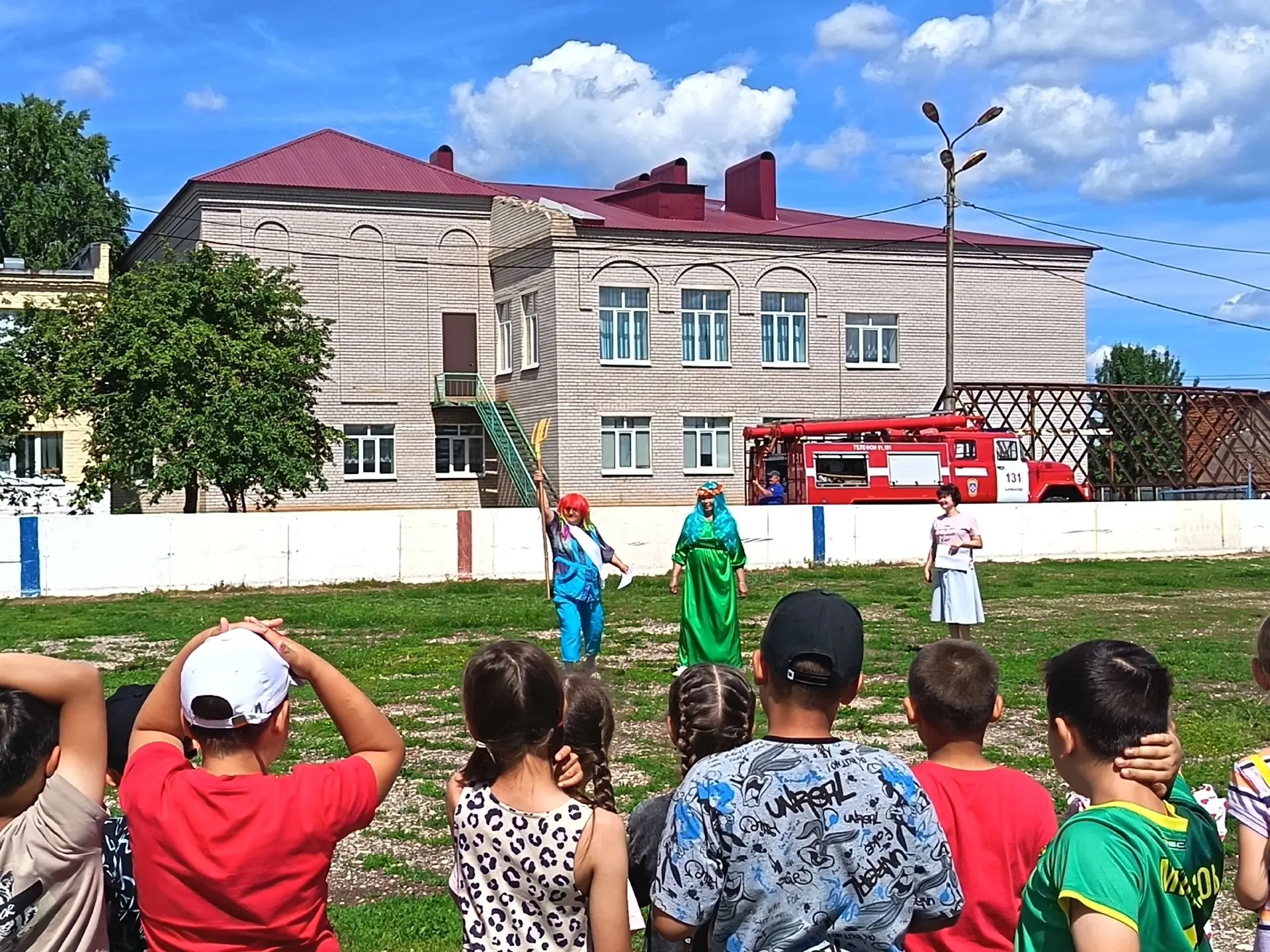 ☀️ Самый мокрый, самый шумный, самый любимый праздник!