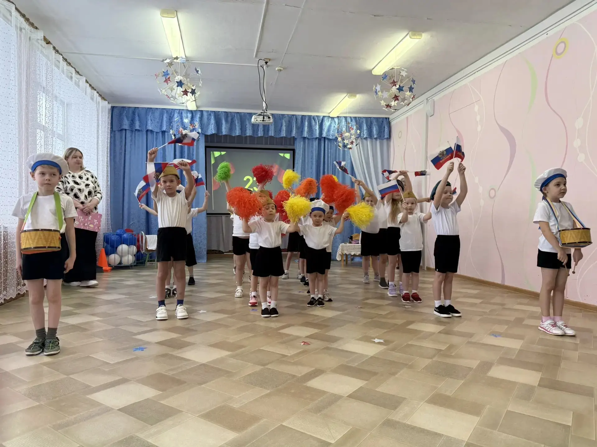 ⭐Сегодня в преддверии Дня Защитника Отечества прошёл совместный праздник средней и стар...