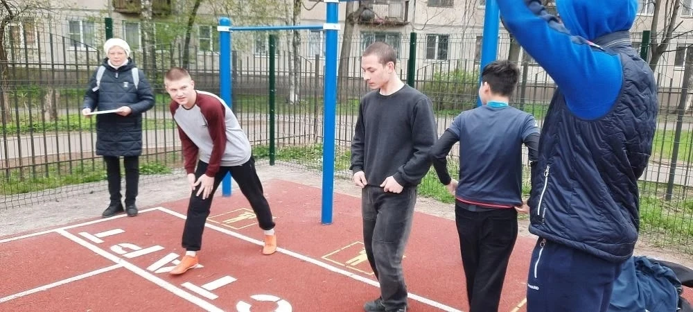 Наши ребята с честью представили команду на соревнованиях по военно-прикладным видам спорта, проявив
