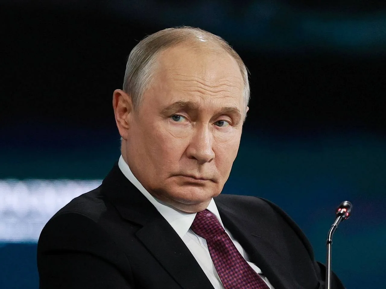 ❗️Путин дал указание с полуночи сегодня в течение трех суток не наносить ударов по Киев...