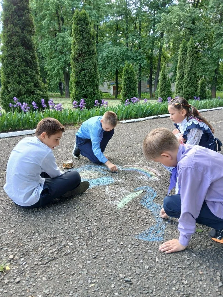 Весёлые краски детства 🎨🌟