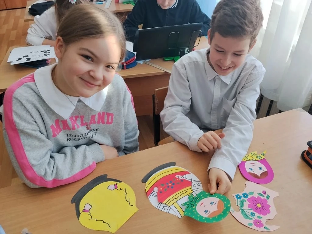 🪆«Матрешка в круге Масленицы: ребята осваивают секреты народного промысла Подмосковья»       В рамка