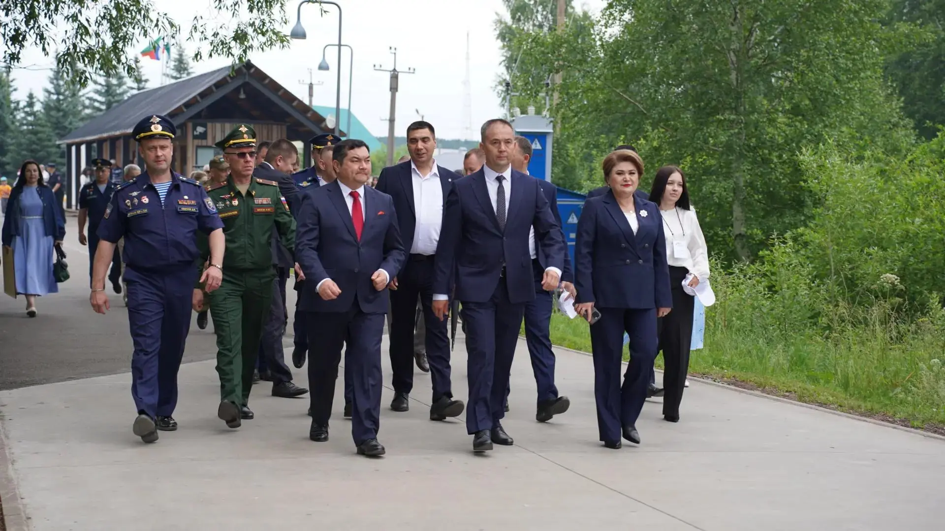 ✅Торжественное открытие «Сабантуя‑2026» в Белебее 🌳🌺🌻

🔔Дан старт народному празднику «Сабантуй‑