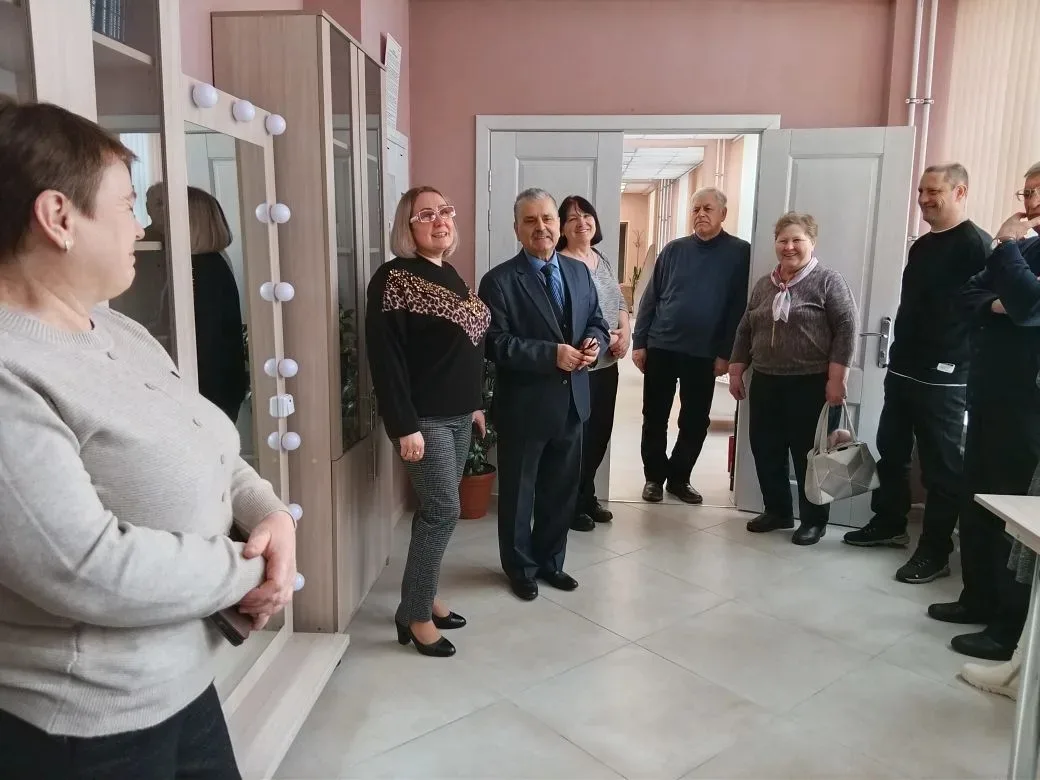 25 февраля центральную библиотеку посетили специалисты и Начальники отделов сельского х...
