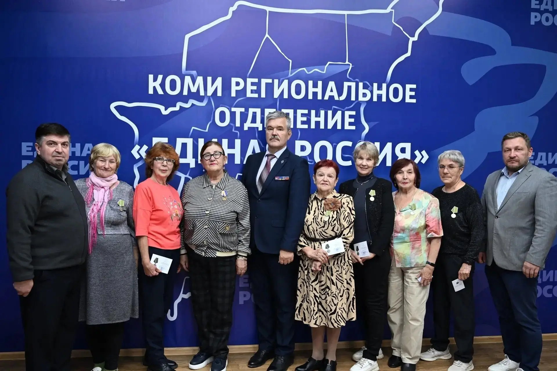 Активистки «Женского движения Единой России» получили награды в Международный день пожи...