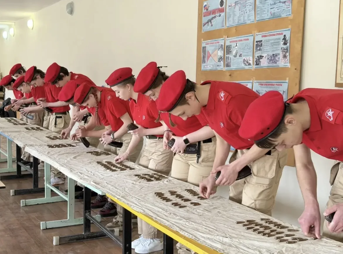 🇷🇺ВПИ ЗАРНИЦА 2.0🇷🇺  🌟На базе учебно-методического комплекса «Авангард» юнармейский отряд «Стрельцы»