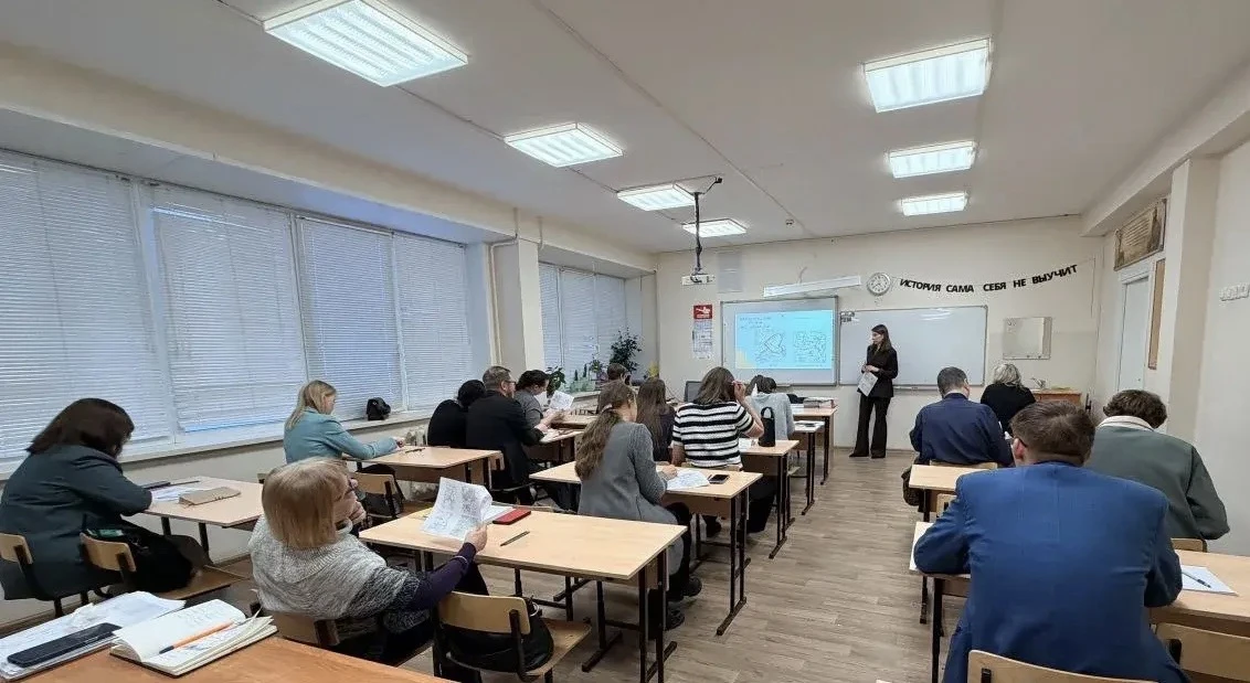 ЛИЦЕЙ — МУНИЦИПАЛЬНАЯ БАЗОВАЯ ПЛОЩАДКА 19 февраля кафедра общественных наук МОУ «Лицей №1» в рамках 
