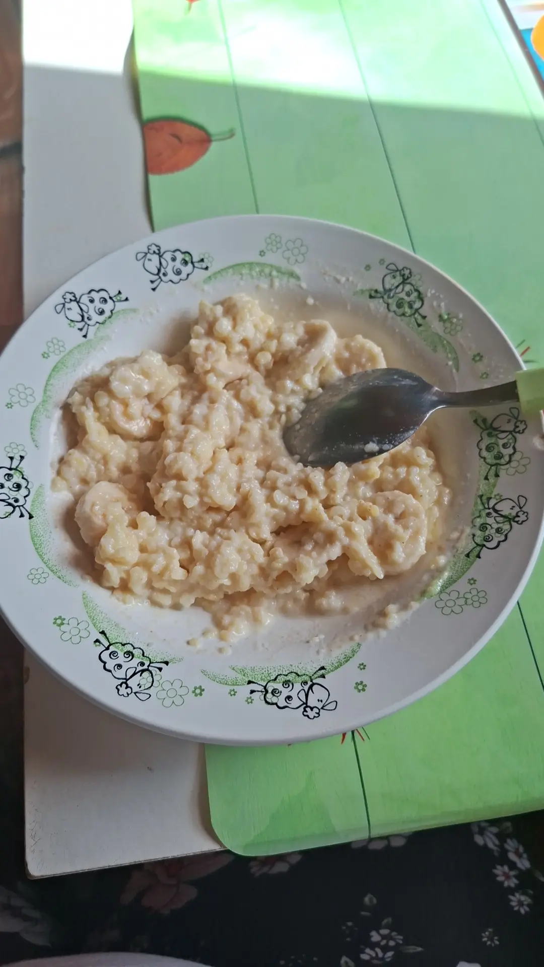 Каша с бананом,потом кофе🤤