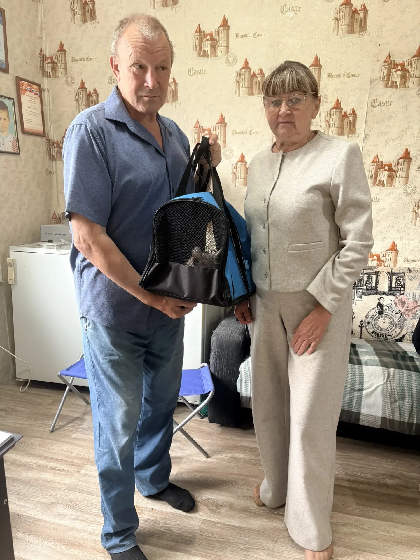 Сегодня выездная бригада АНО ЦСОВ «Доброе дело» работает в поселке Балахта Красноярског...