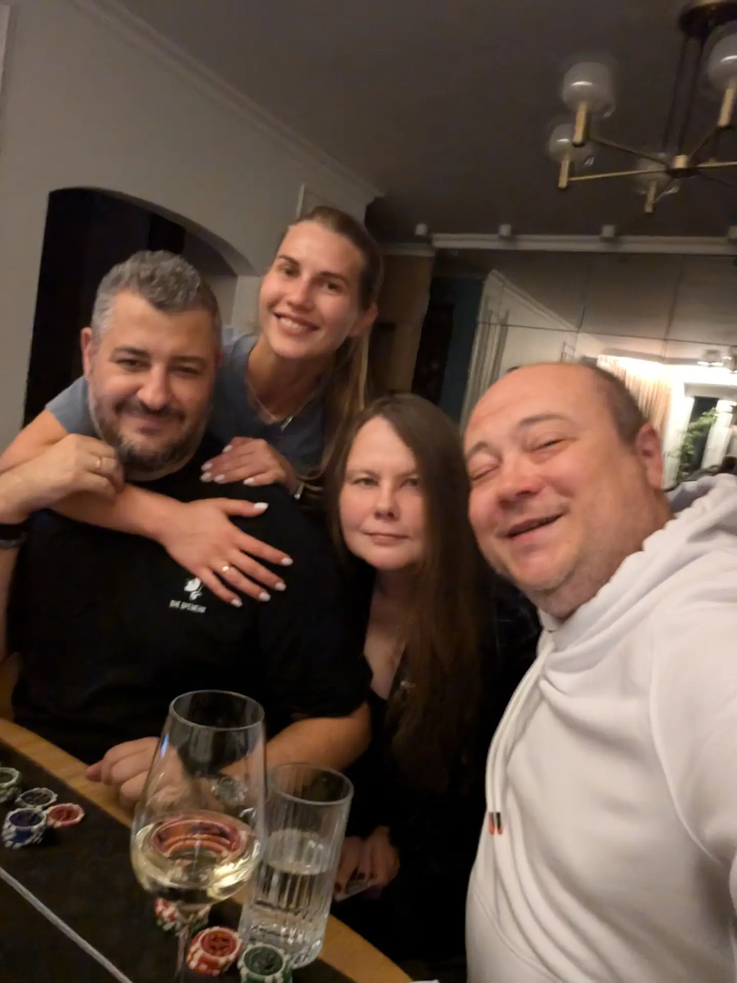 Прекрасный вечер с кумовьями 🥰