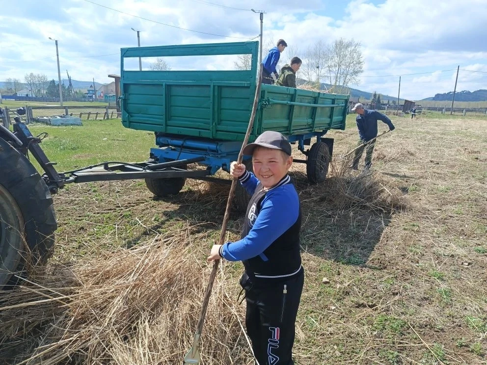 🌱 Трудовой десант в деле!