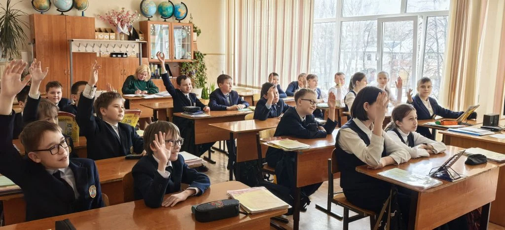 Сегодня, в завершающий день Недели молодого педагога, провели уроки Албутов Н.В. и Митрофанова Р.З. 