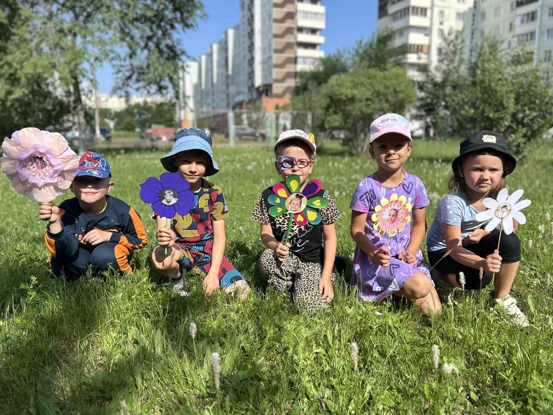 #Летняяперезагрузка
🌼«День детей и одуванчиков»🌼
🌿Ребята совместно с родителями изготовили поделк