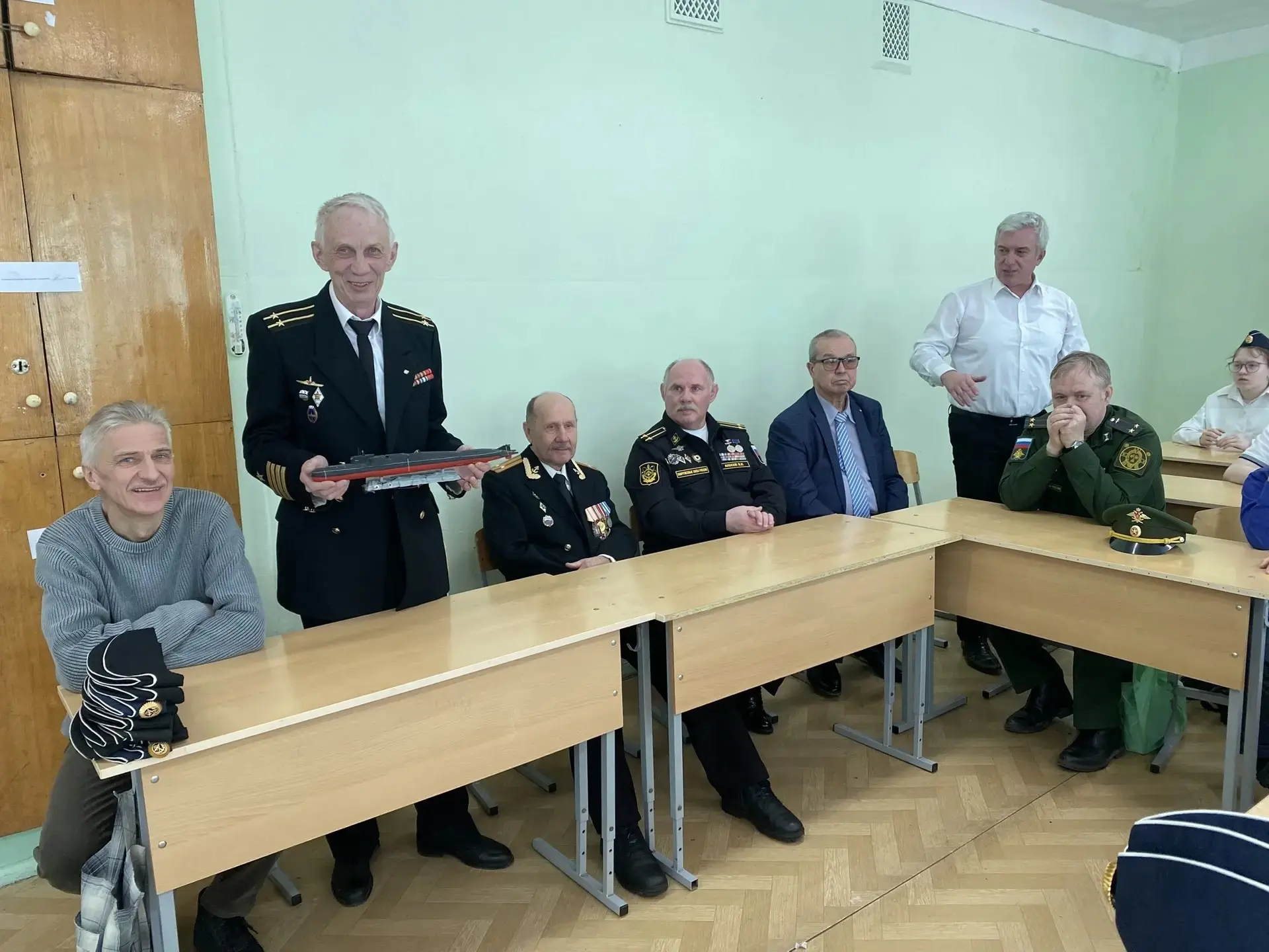 🇷🇺МУЖЕСТВО ПОКОЛЕНИЙ: ВСТРЕЧА С ГЕРОЯМИ ПОДВОДНОГО ФЛОТА 🇷🇺    19 марта в музее центра образования -
