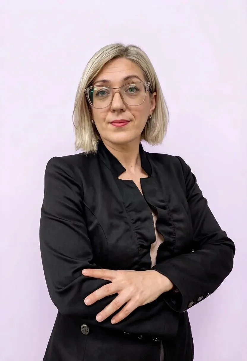 🎓 Важное событие для лицея № 18: назначен новый директор — Мельникова Ирина Васильевна!
