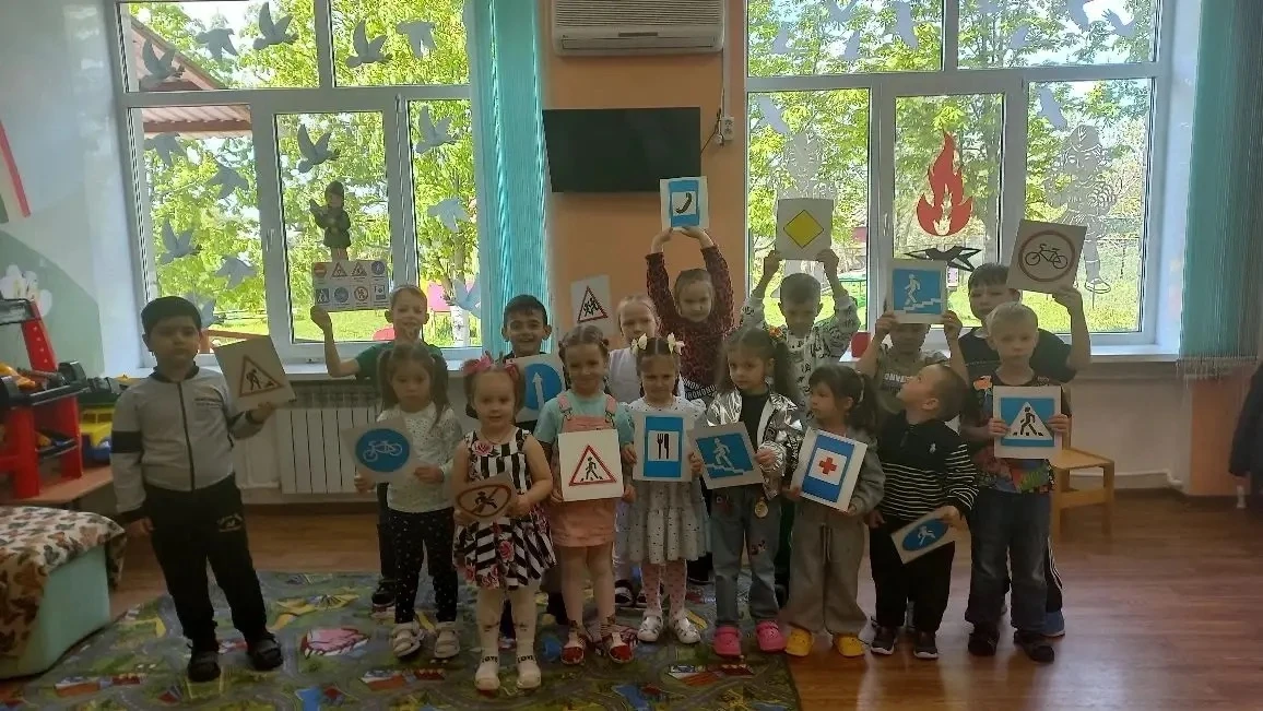 🚦Сегодня, 12 мая, в рамках дня дорожной безопасности в детском саду «Непоседы» прошел ...
