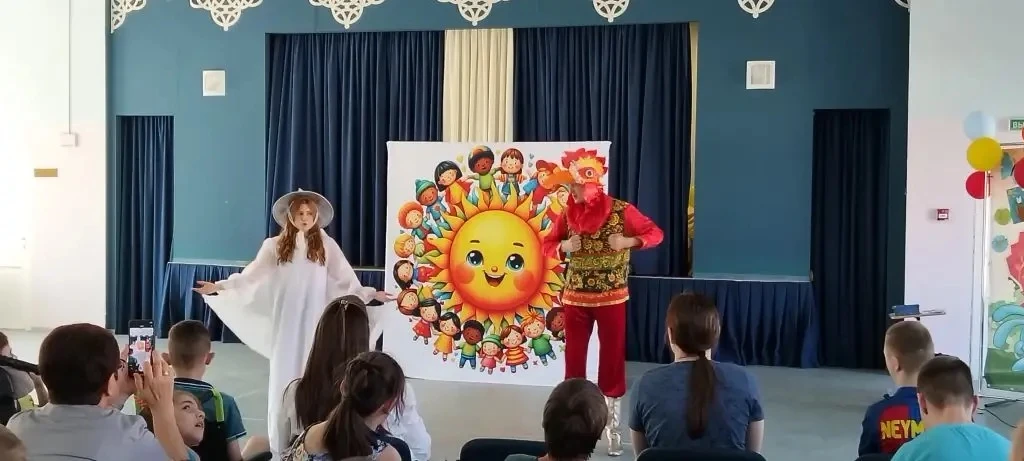 В гостях у сказки с театральной студией «Умка»! ✨

Сегодня для наших ребят театральная студия «Умка»