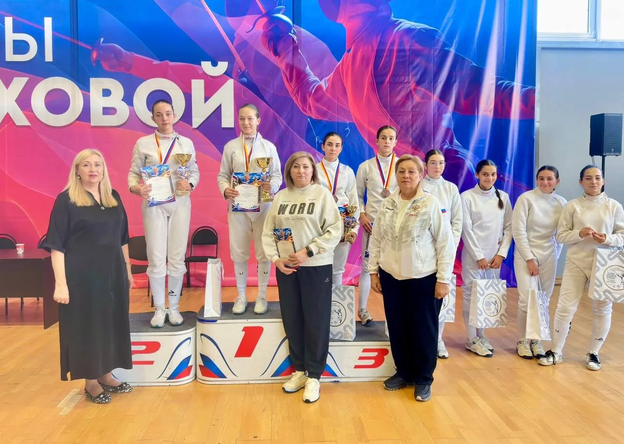 🤺Во Владикавказе состоялись VII Всероссийские соревнования по фехтованию среди девушек...