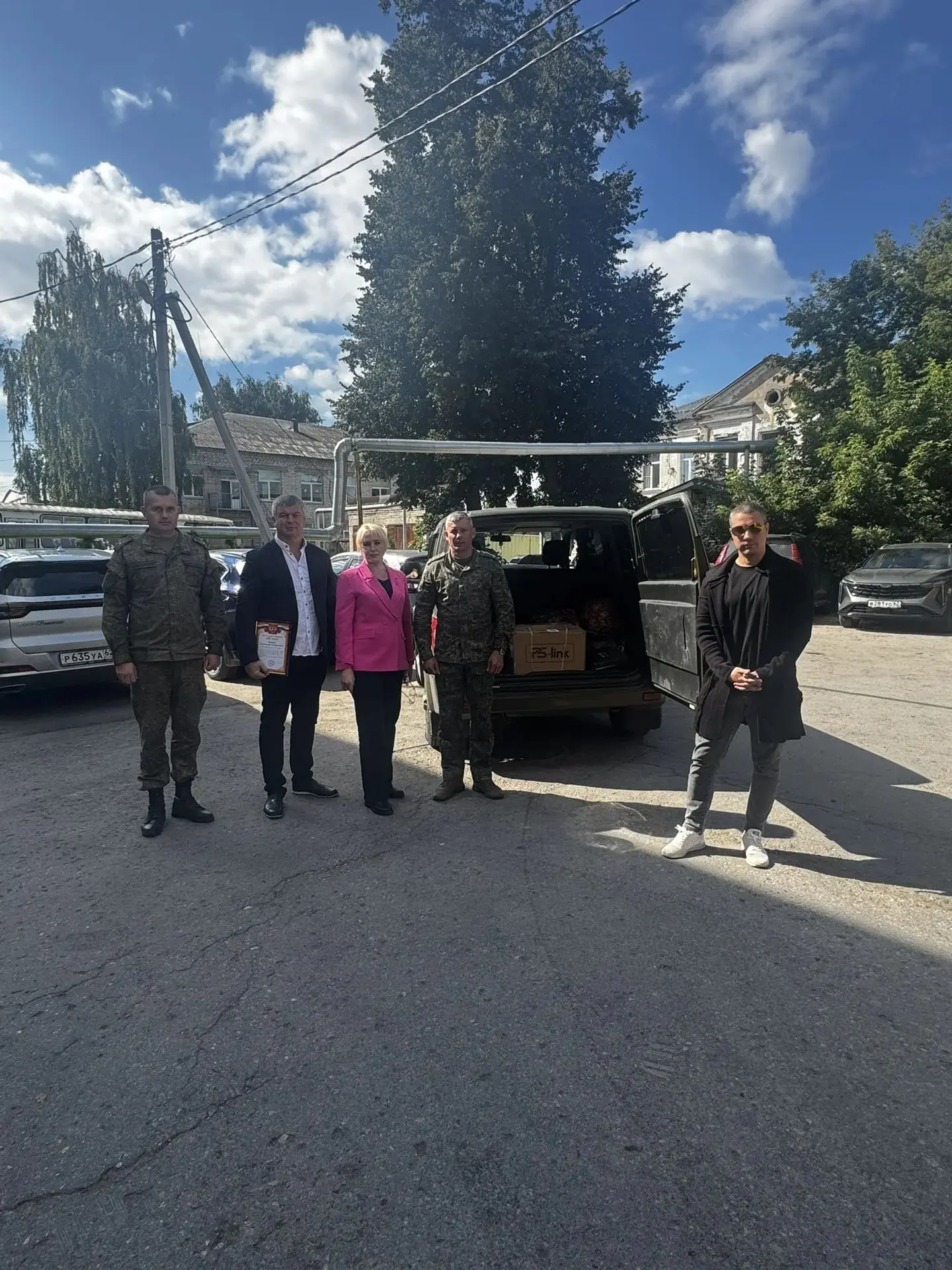 🤝Новая партия гуманитарной помощи отправилась в зону СВО.