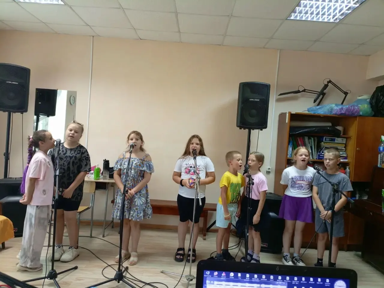 В пришкольных лагерях Чугуевского муниципального округа педагоги Детско-юношеского цент...