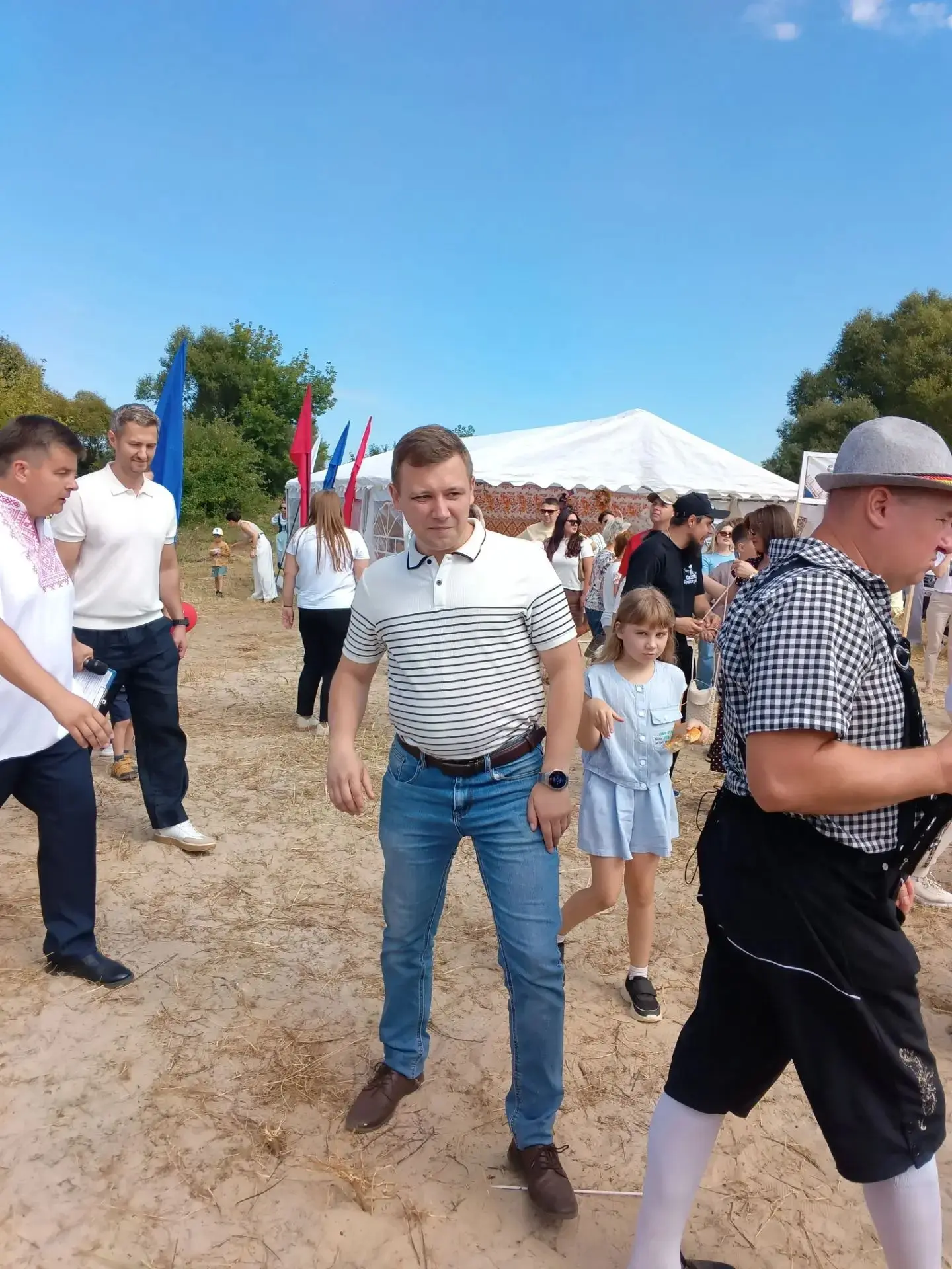 В Скопине прошел Фестиваль Национальных Культур. Михаил Ромодин Глава Скопинского Округ...