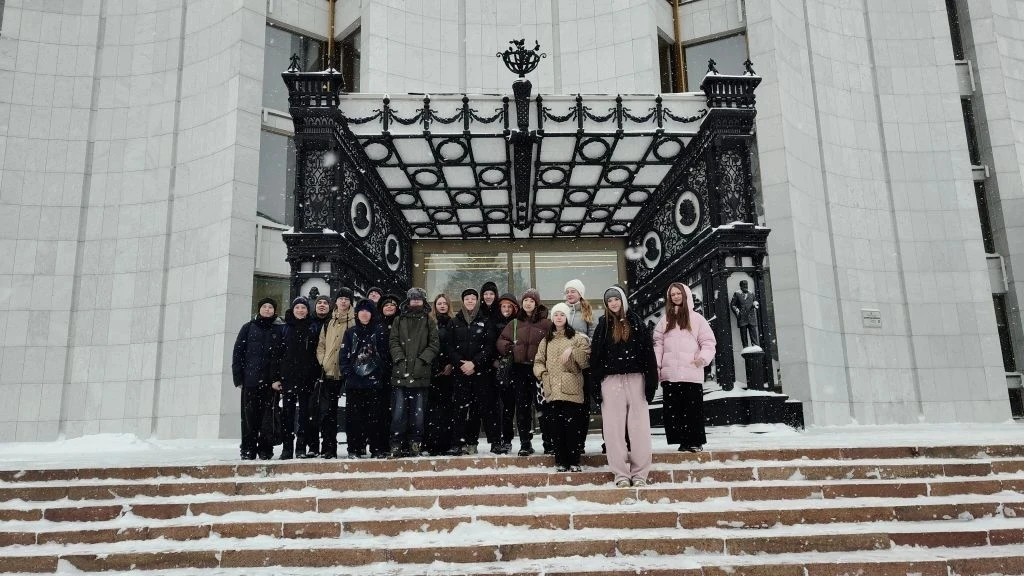🎭 05 марта для наших учеников 6в, 7в, 7г и 8а классов была организована увлекательная экскурсия в ми