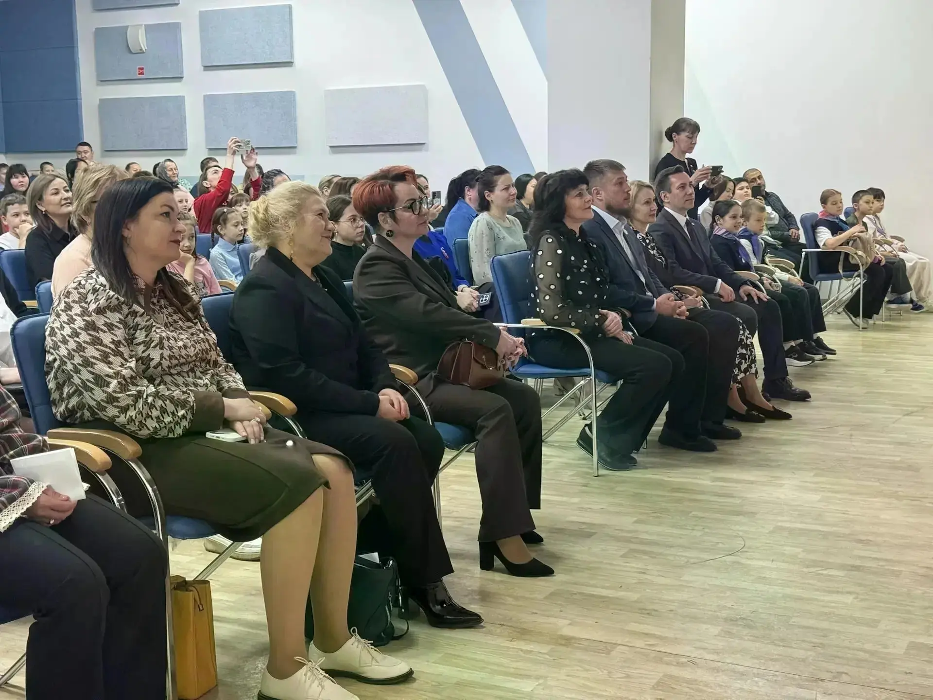 Семейный месяц стартовал в Сургуте 🧑‍🧑‍🧒‍🧒