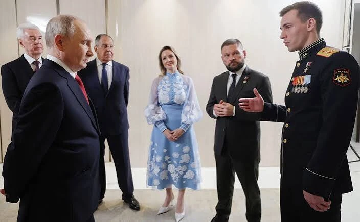 Владимир Путин: Лидеры «Единой России» задают стандарт ответственной работы