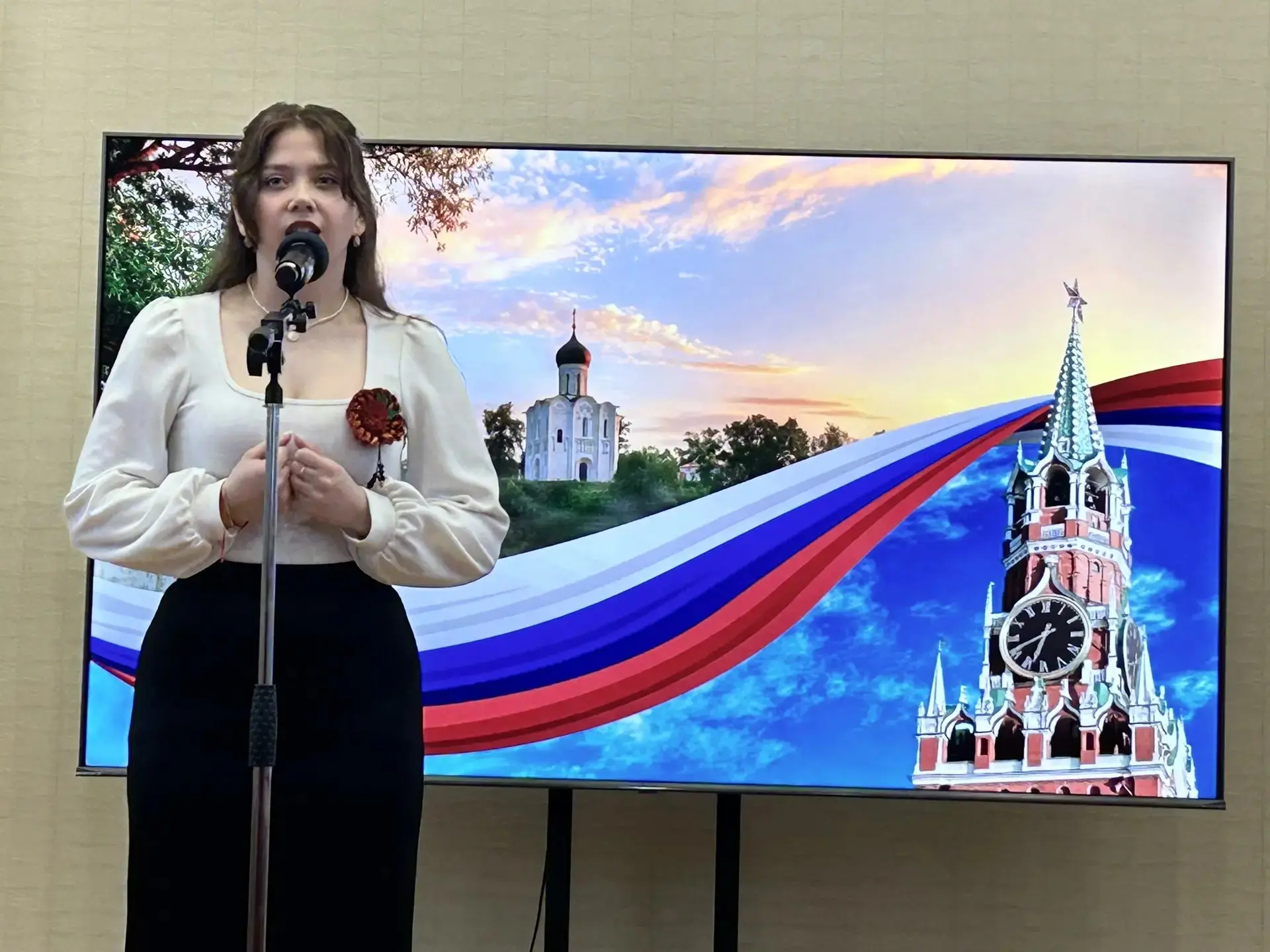 🇷🇺 Сила слова и дух патриотизма: победа на Всероссийском конкурсе! Наша студентка 2 курса Екатерина 