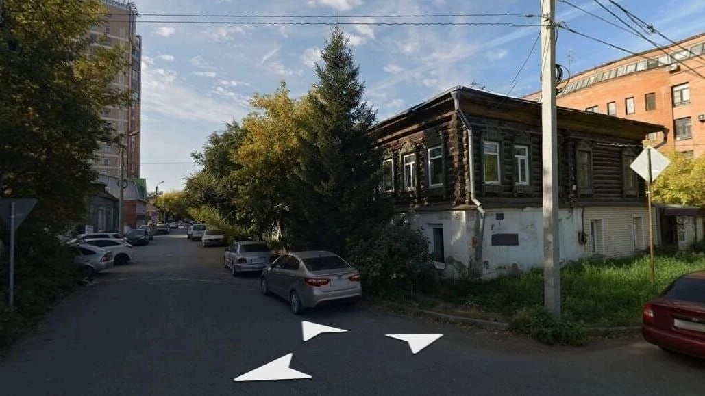 Скандальный проект КРТ в центре Омска получил одобрение после закрытых обсуждений.