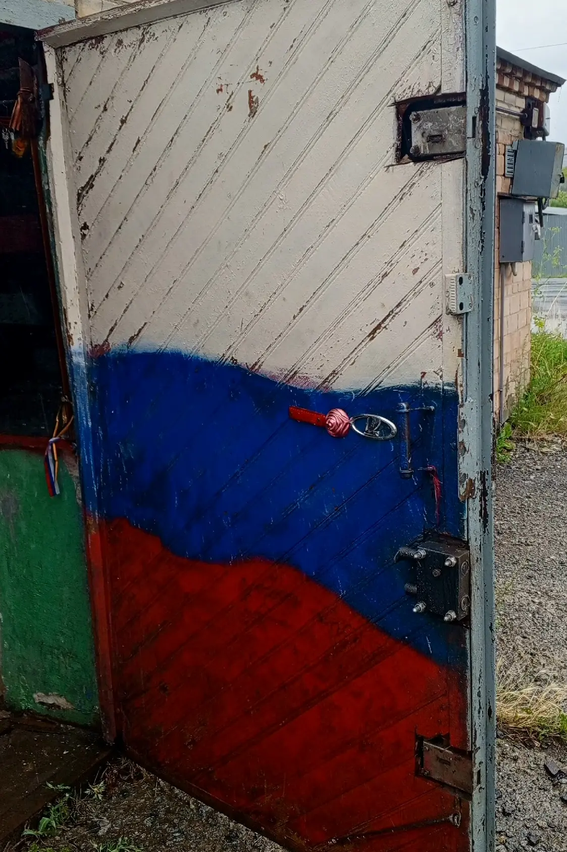 ЦЕНА СНИЖЕНА, 280 и 80 тыс.р. ТОРГ
