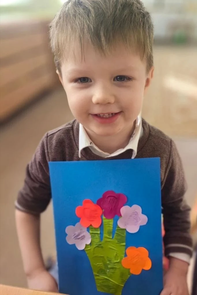 Сюрприз для мам 🌷На прошлой неделе во второй младшей группе кипела предпраздничная под...
