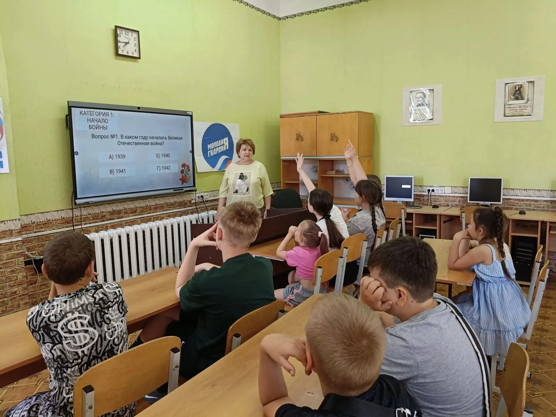 День памяти и скорби в детском лагере «Колосок»
В понедельник, 22 июня, детский оздоровительный лаге