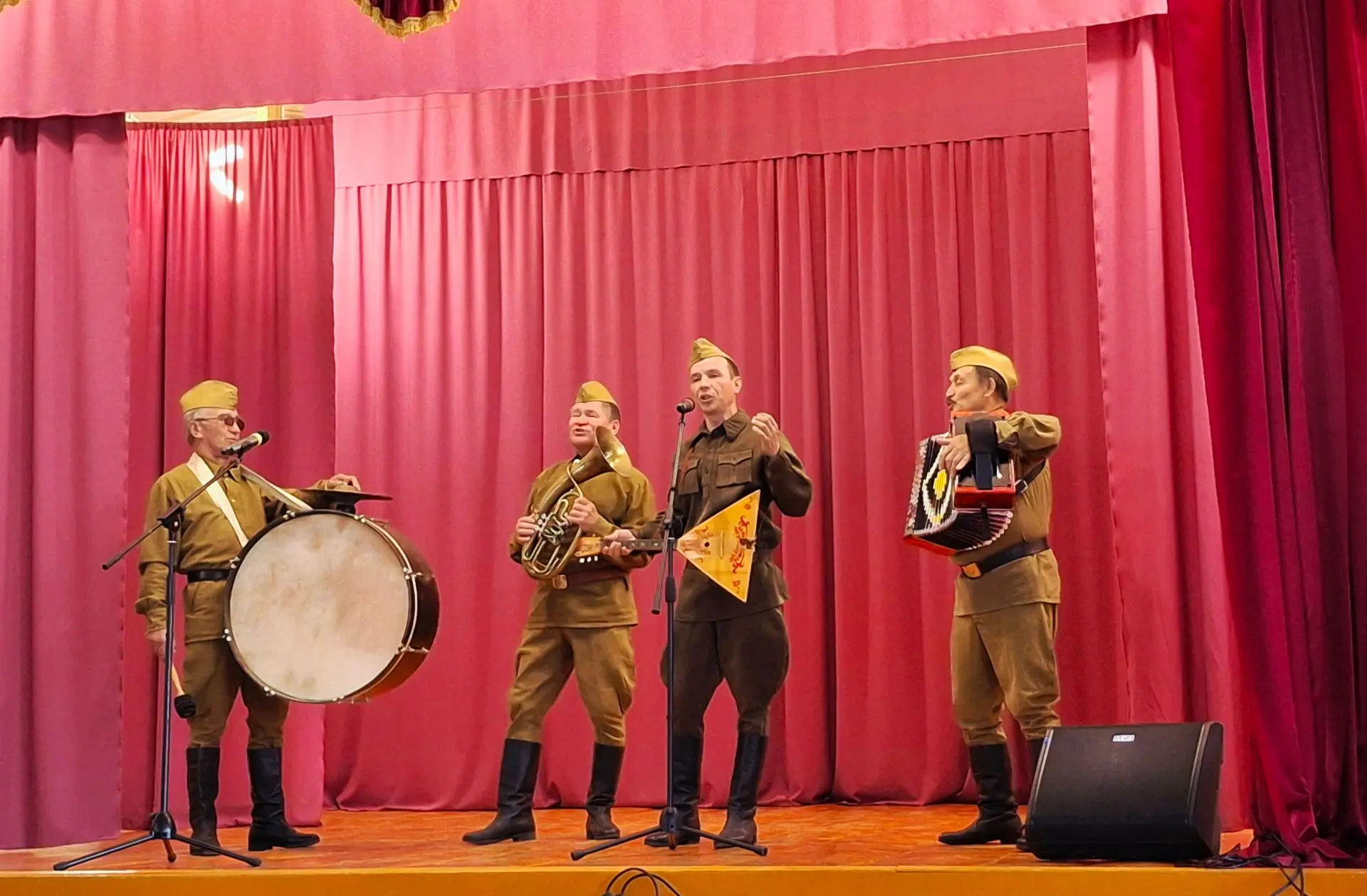 🎶 «Культура в ритме Победы» в Гимназии №1 г. Ядрин 🎶Сегодня стены Гимназии №1 г. Ядри...
