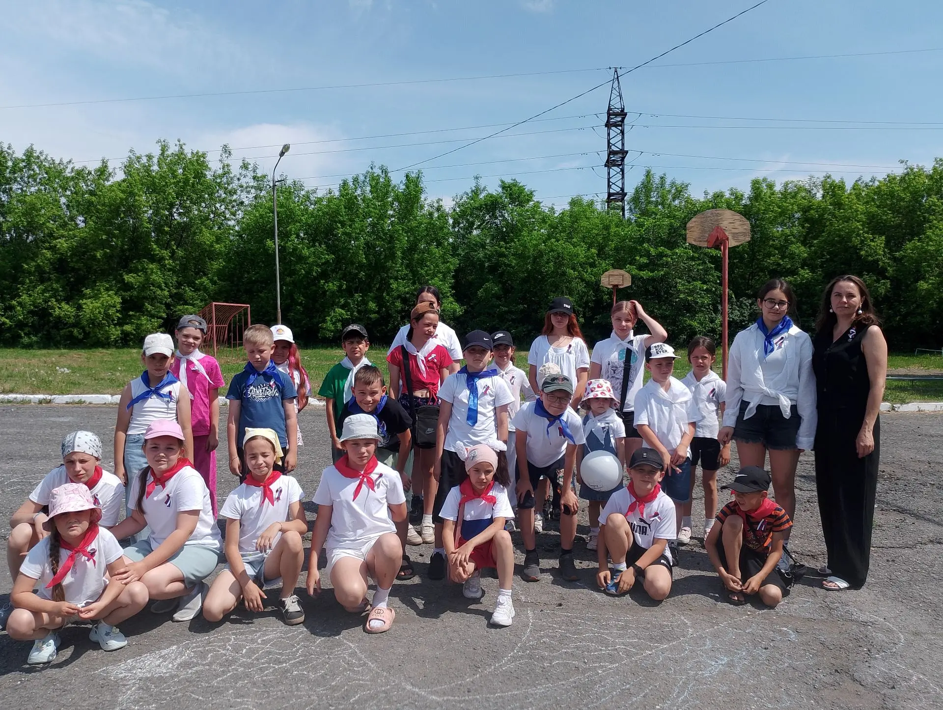 🇷🇺В преддверии Дня России библиотеки города провели тематические мероприятия для разн...