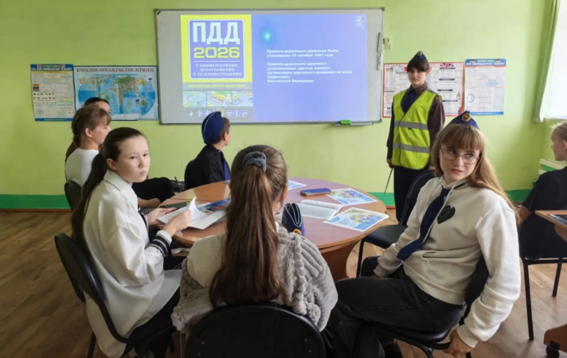🚦 Безопасность на дороге начинается с каждого!