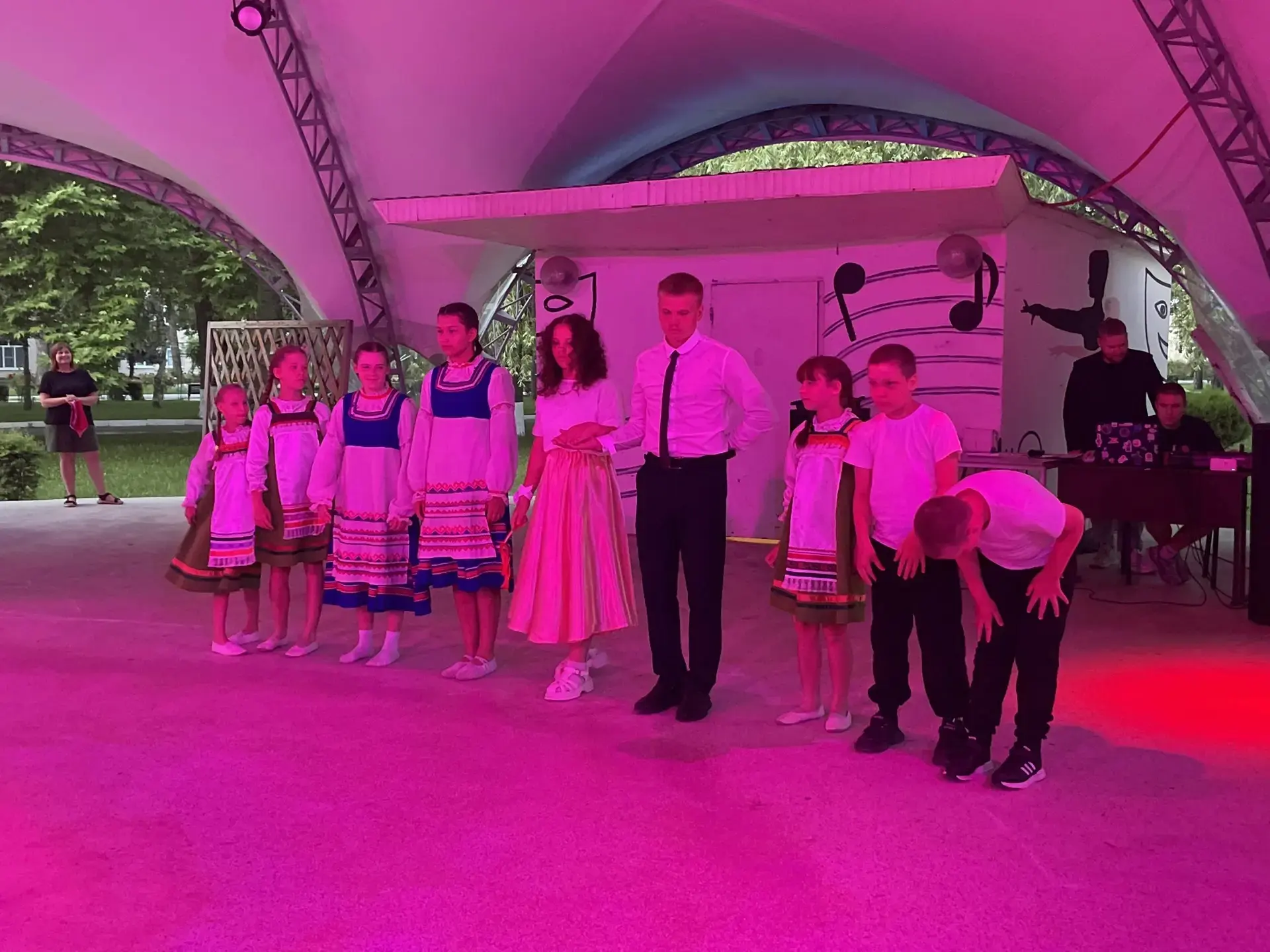 💫 Вчерашний конкурс  в лагере "Царь и царица Черноморской зорьки" был полон интриги и ожидания, а с