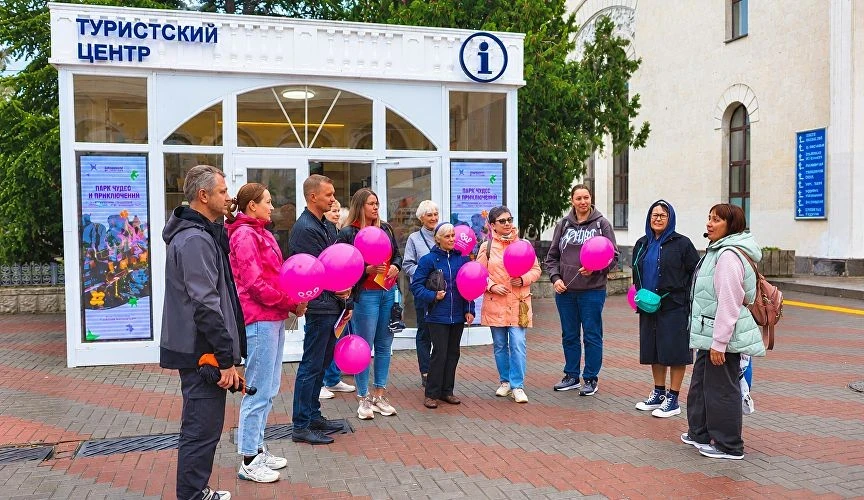 Более 600 человек посетили бесплатные экскурсии в Крыму ко Всемирному дню туризма. Меро...