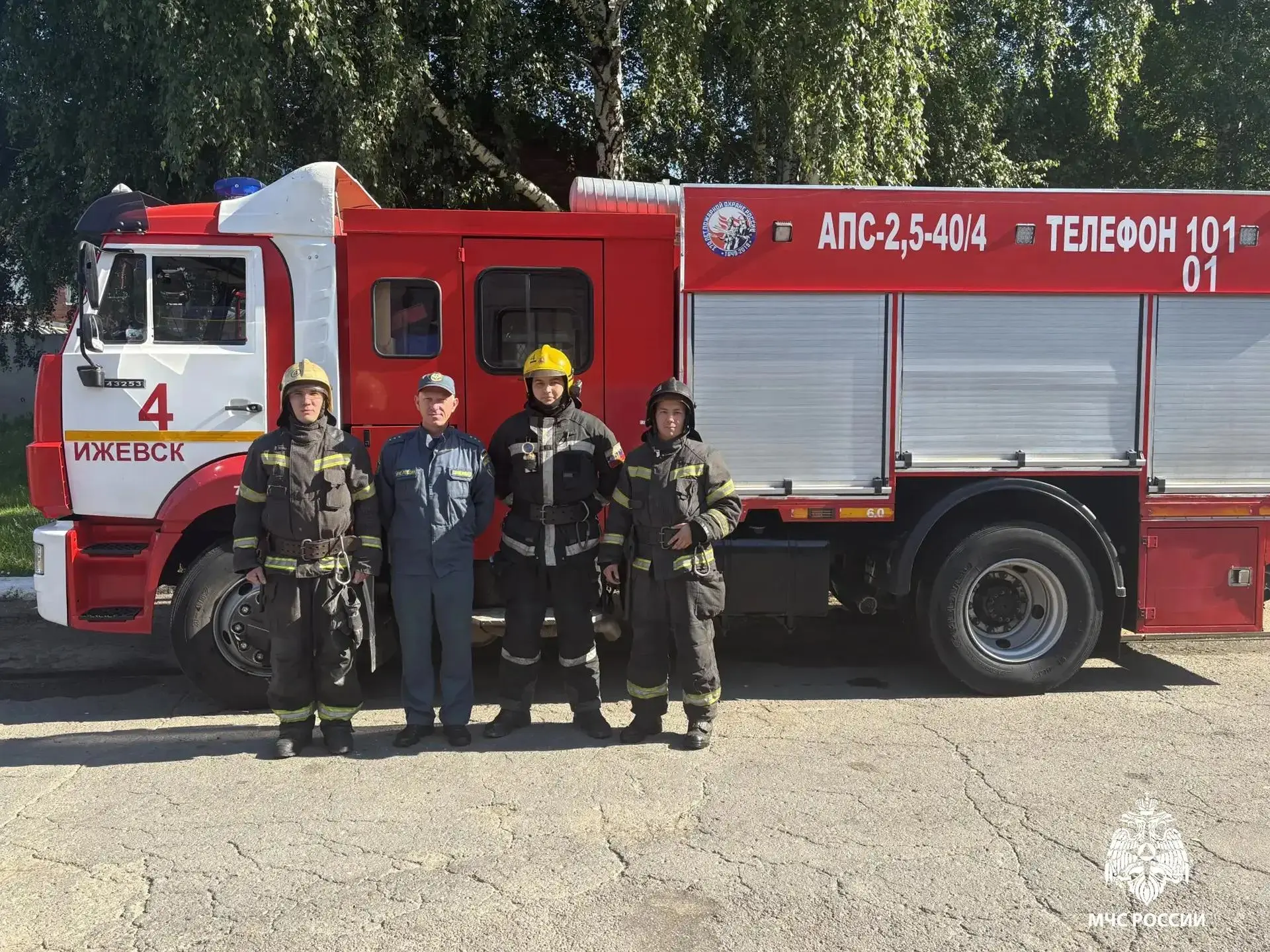 Три человека спасены на пожаре в Удмуртии