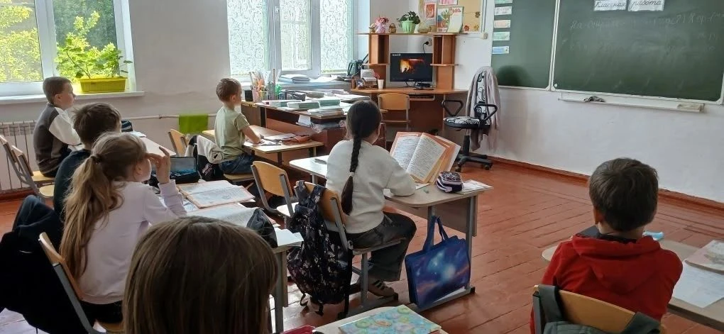 Безопасные каникулы — забота о будущем! В МБОУ «Большеатмасская СОШ» в преддверии летни...