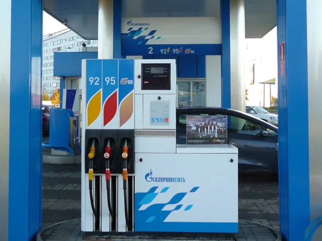 ⛽️ Временные ограничения на продажу бензина ввели в Белгородской области на некоторых з...